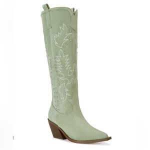Azalea wang Beckett western boot in color mint